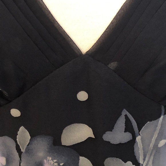 Like-New Navy Rebecca Taylor Silk Sweetheart-Top - Picture 2 of 10